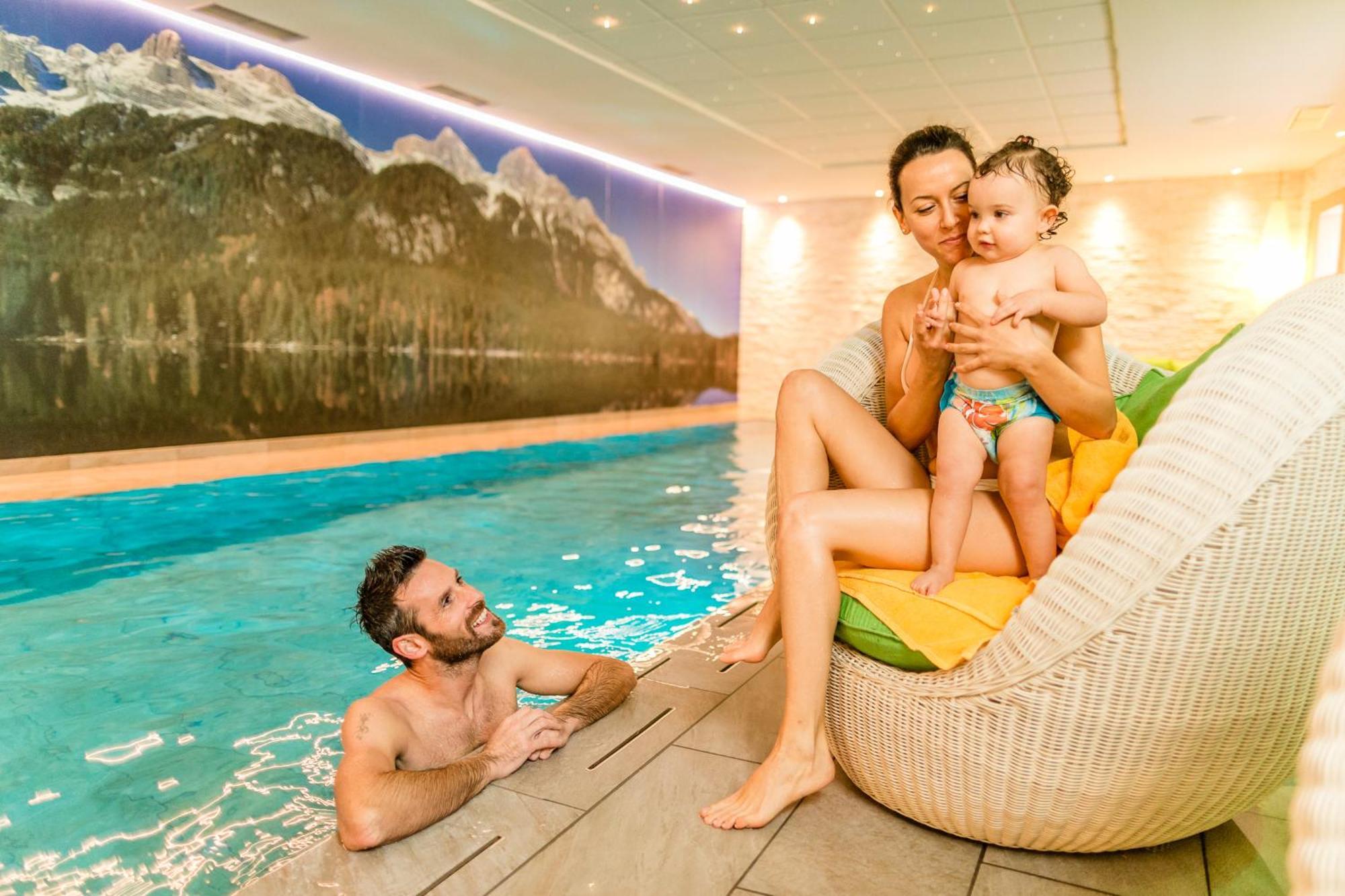 Family Hotel Serena أندالو المظهر الخارجي الصورة
